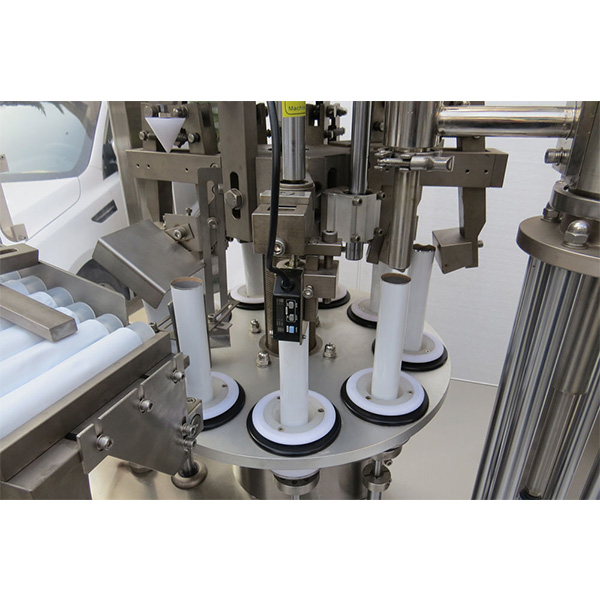 Ավտոմատ կոշիկի փայլեցնող փափուկ խողովակի կնքման մեքենա